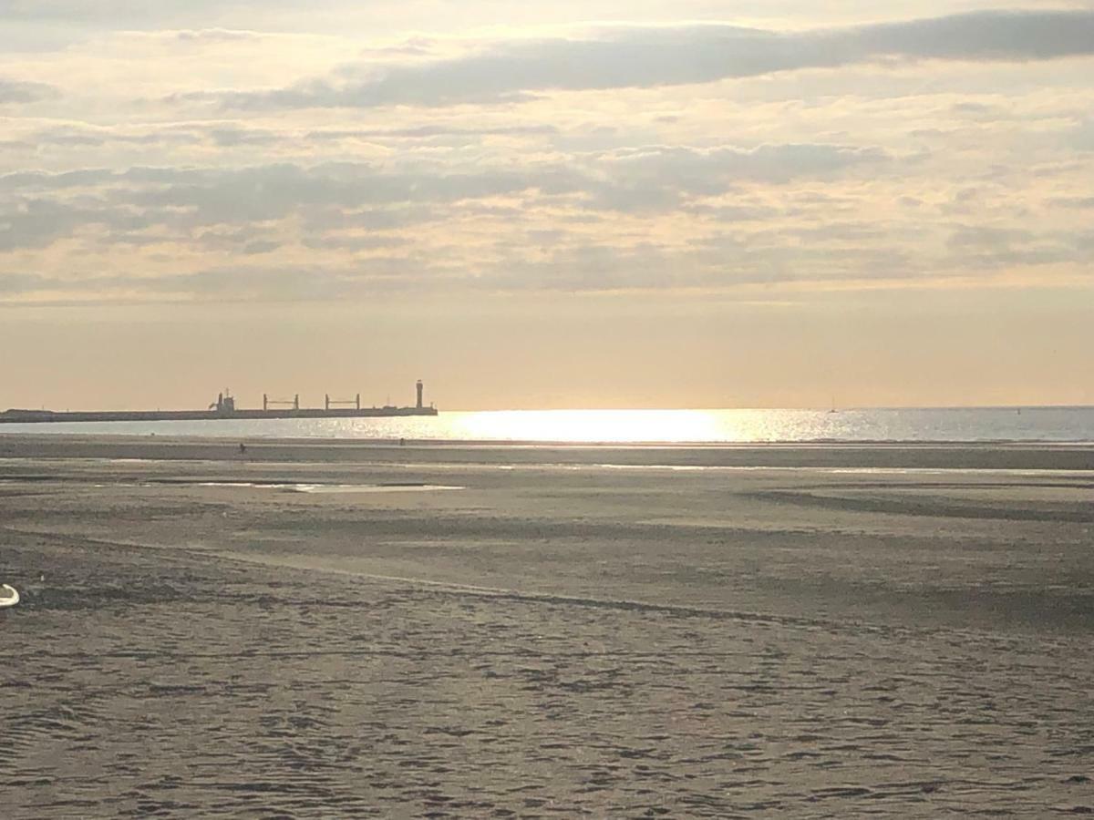 Une Escapade Tranquille, Proche De La Plage ! Dunkirk Ngoại thất bức ảnh